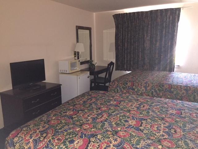 Haven Inn & Suites Монро Екстериор снимка
